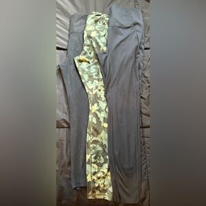 Lot Of 3 Womans Leggings: All In Motion, Avia, Spyder Woman Size XL Extra Large